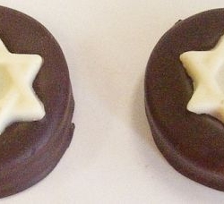 Gourmet Chocolate Star of David Oreo Cookies